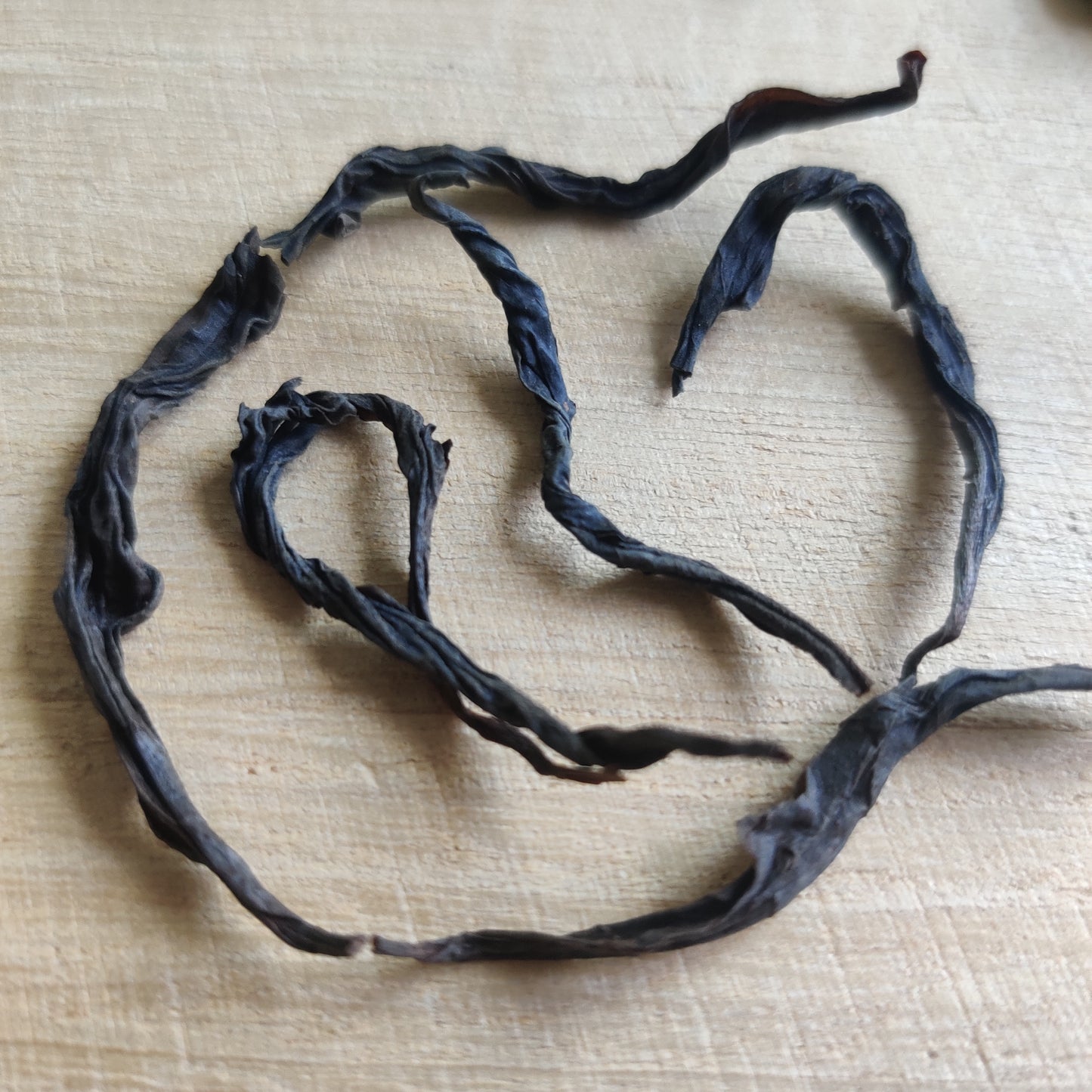 Zheng Tai Yang 正太阳 2023 “True Yang" Ancestral Varietal Cliff Oolong